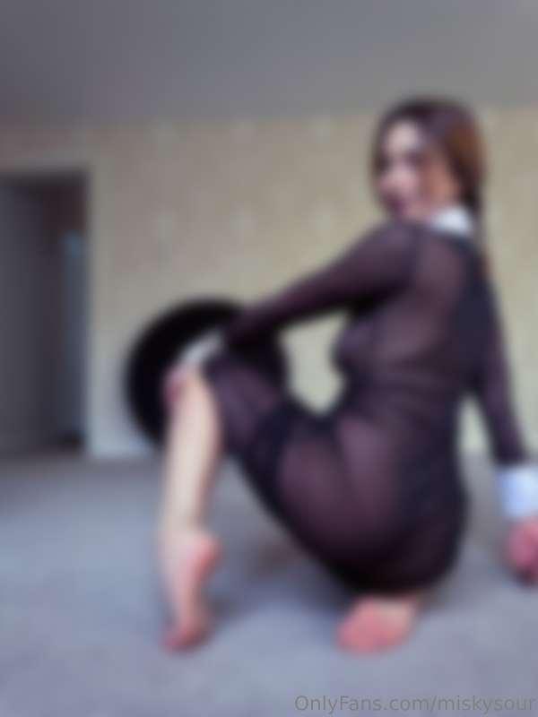 Feet, face, bobbies and ass. You want it? Come and get them...