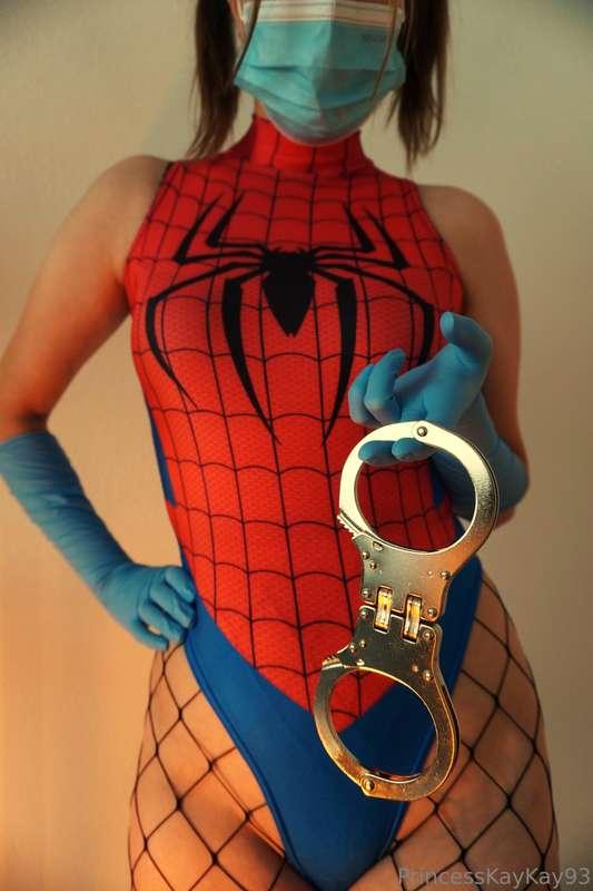 Hello nitrile lovers, here's a little starter to get you in ..