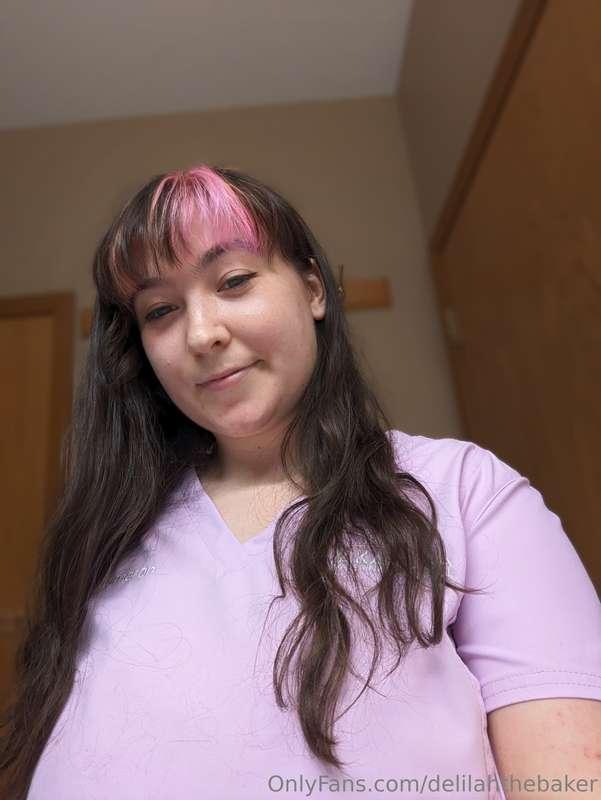 Just me being pretty at work, right before I cut my hair 🥹