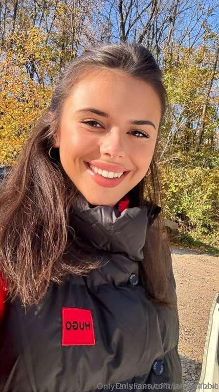 💓𝐅𝐑𝐄𝐄𝐄 𝐒𝐔𝐁𝐒𝐂𝐑𝐈𝐏𝐓𝐈𝐎𝐍💓 cute @official_emiliaxo just turned 19 ..