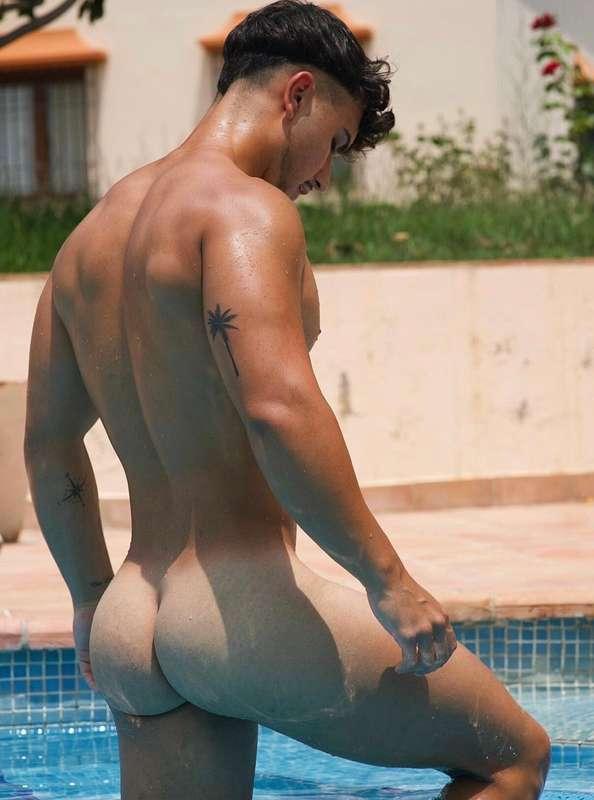 Like me 🍑