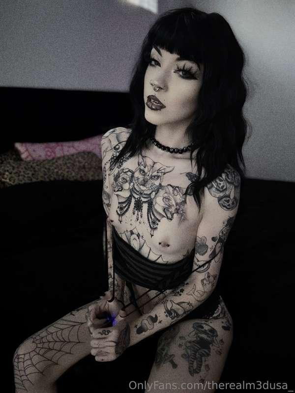 therealm3dusa_ image #0