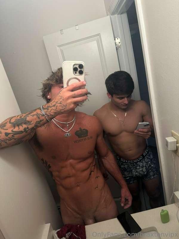 Dropping vid tn we jerked next to eachother watching porn an..