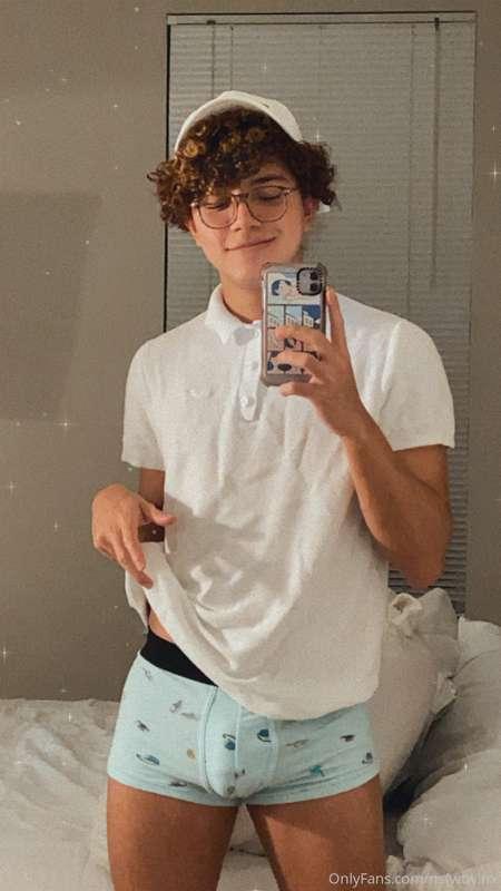hi 🙈