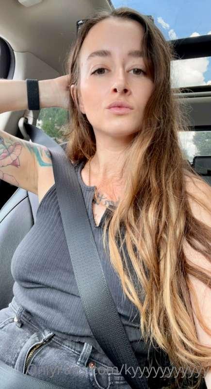 Tip to see what’s underneath on my three hour drive 🤭😏😘