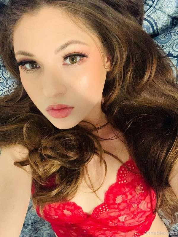 Took some photos last night, how do you like them? Have a sh..