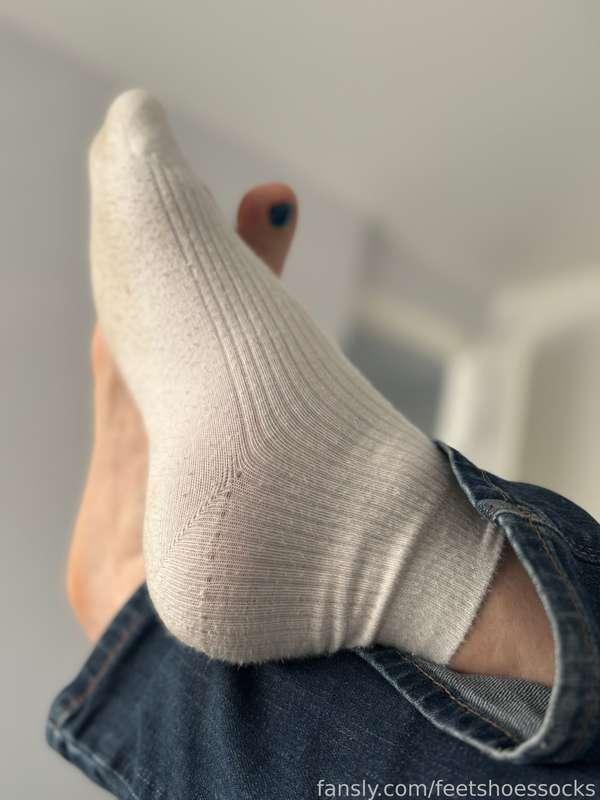 ☺️😉

#whitesocks #feet #footfetish #smellysocks