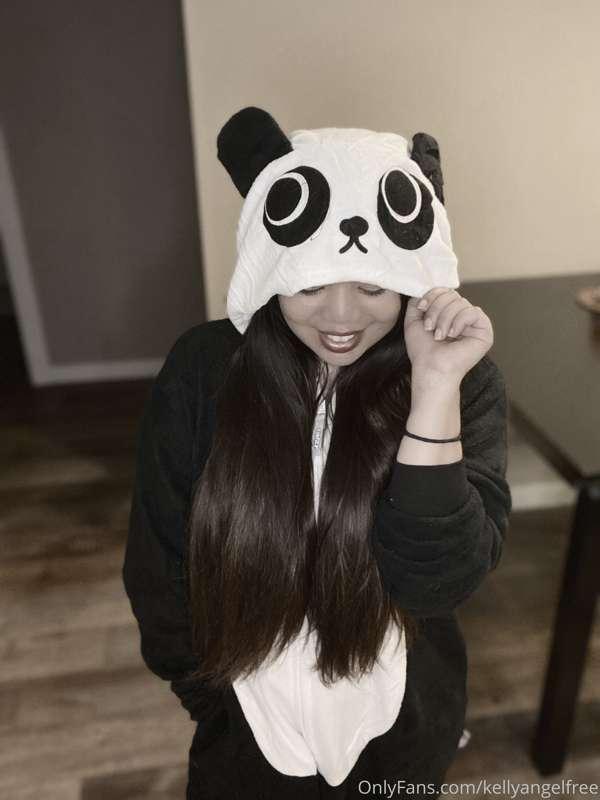 Throwback Thursday to Halloween last year 🐼 

See more on @k..