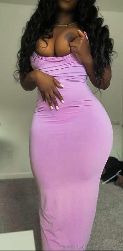 Would you bite or nibble?😋