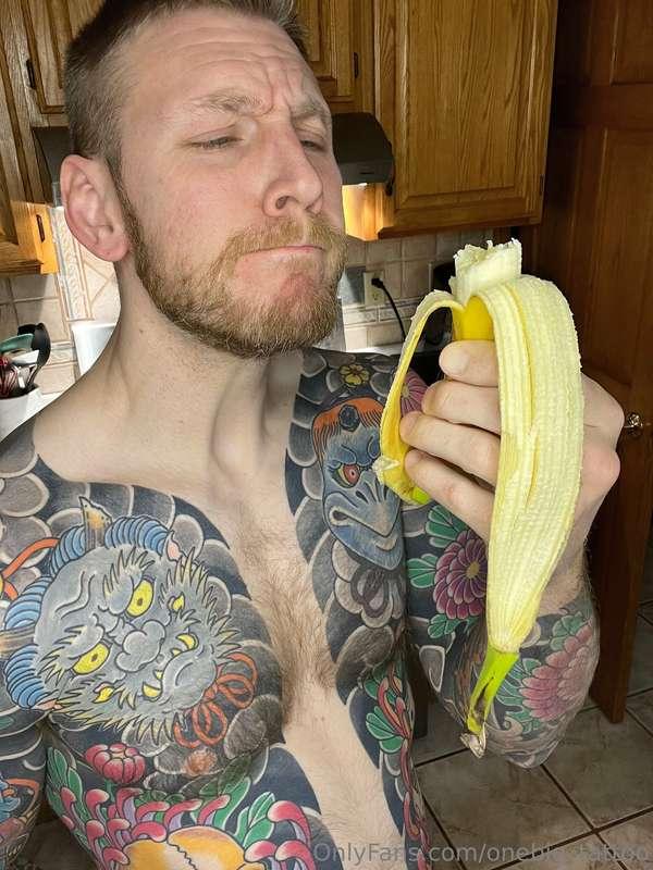 Truth: I start over 50% of my days with a banana. if Superfo..
