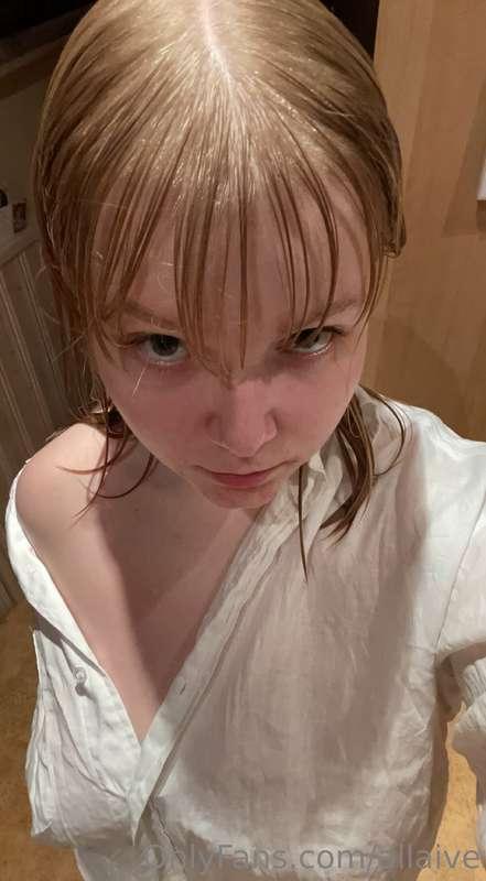 Just took a hot steamy shower🥵 promise to join me next time?..