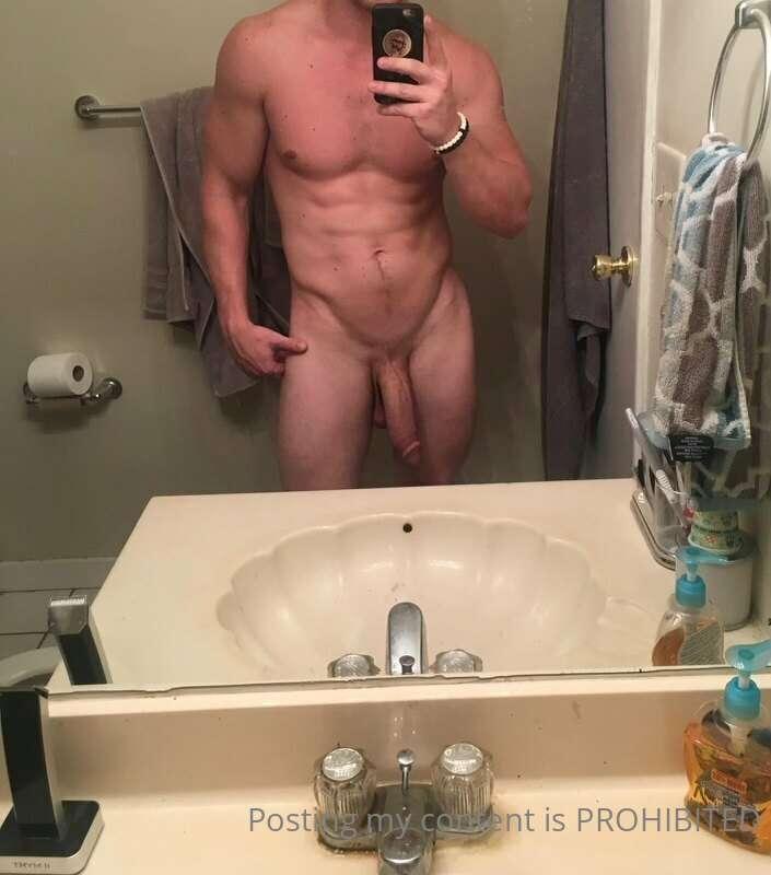 Check out this all American stud @jimmyripper ! He has a 10 ..