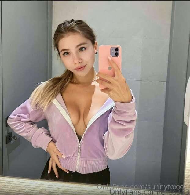 🔞@eliss333 IS WET RIGHT NOW🔞
Gorgeous princess @eliss333
wan..