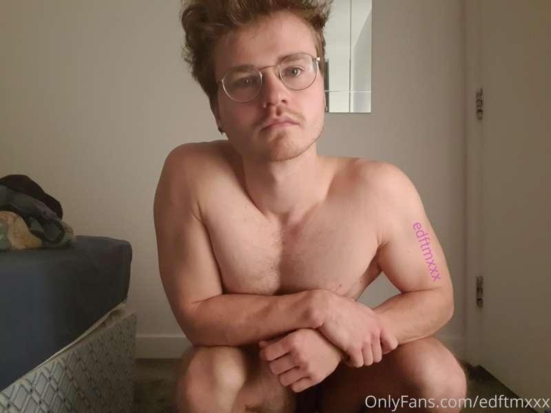 I need a sub I can use whenever I want.. Anytime I'm horny, ..