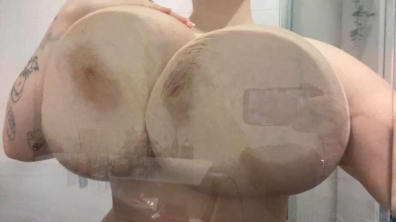 Shower time!!