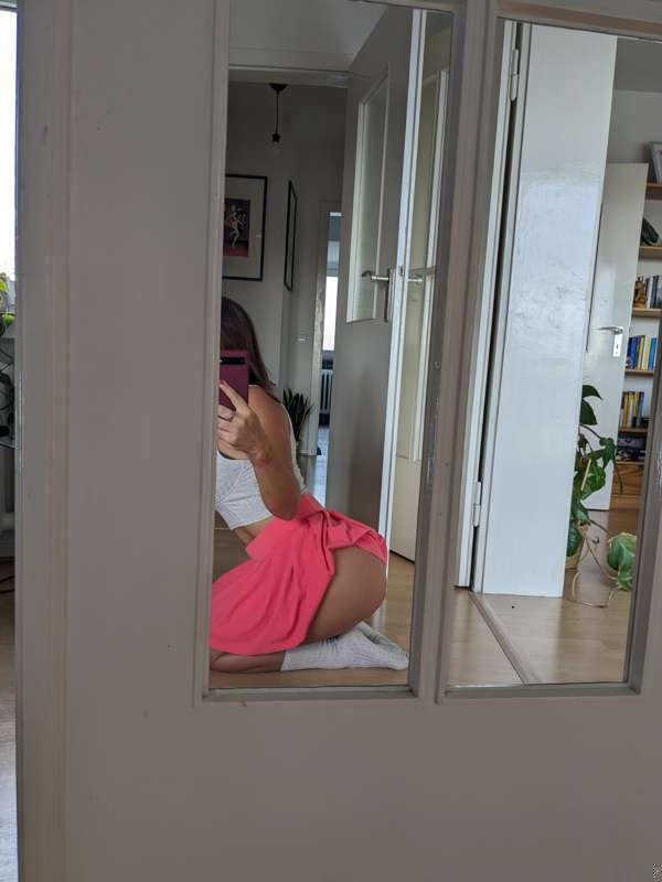 Play hide and seek 1