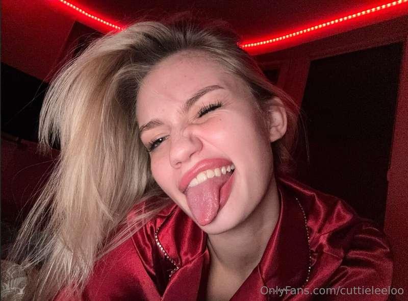 🟢 FREE ONLY FOR 50 FIRST @blaackawhiteee SUBSCRIPTION🟢🔥🔥🔥🔥@b..