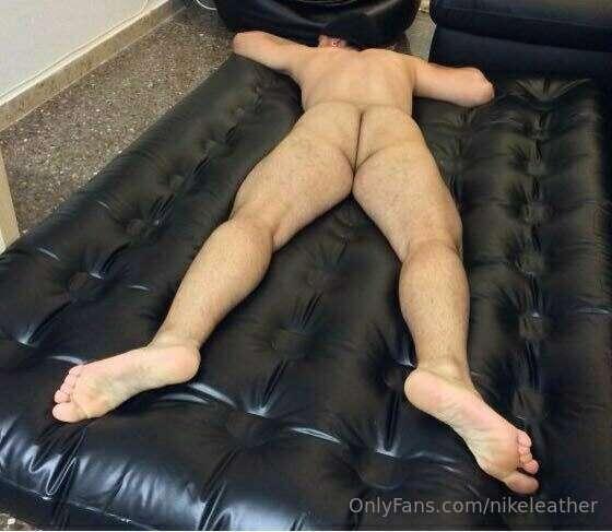 Inflatable fun 💦 the best matress..