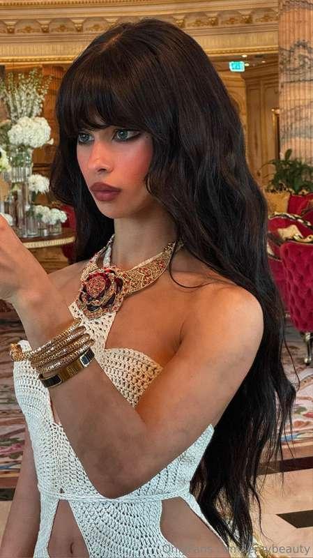 Can I be your goddess? ❤️