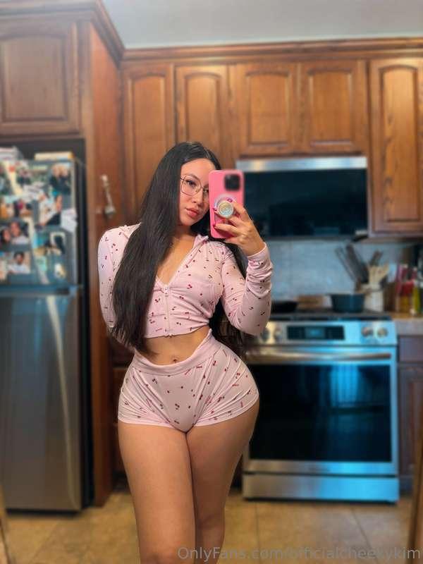 Not ready to get out of bed yet? 😈 What if I make you cum fi..