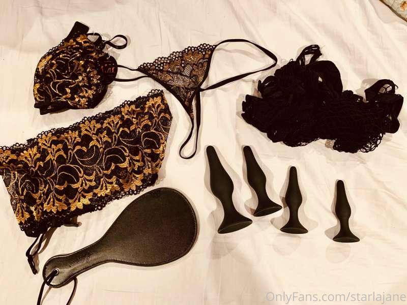 My Amazon delivery came early today 😍 Extra dirty premium co..