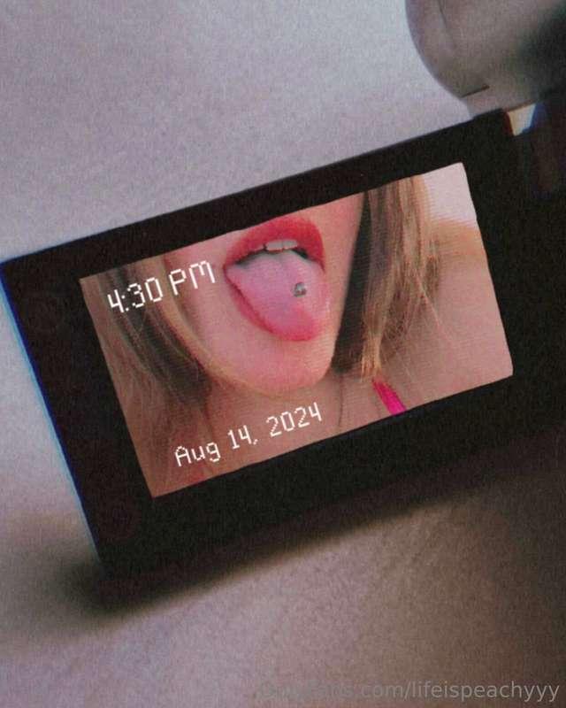 👅