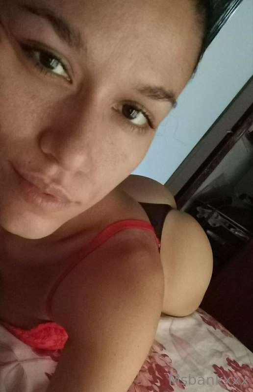 I'm looking for someone to get wet and get hot watching me....