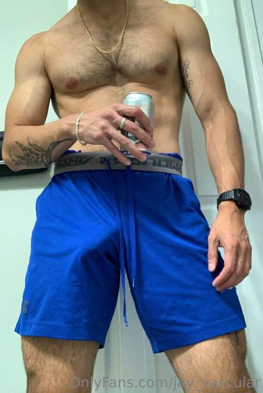 Post-workout beer and bulge🍺🍆
