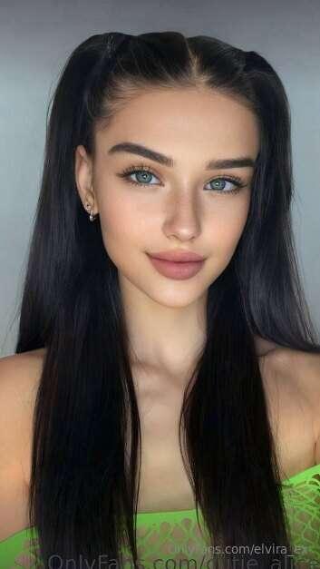 SEXY BAE @cutie_alice IS CRAZY NYMPHOMANIAC🤤 SHE LOVES TO PL..