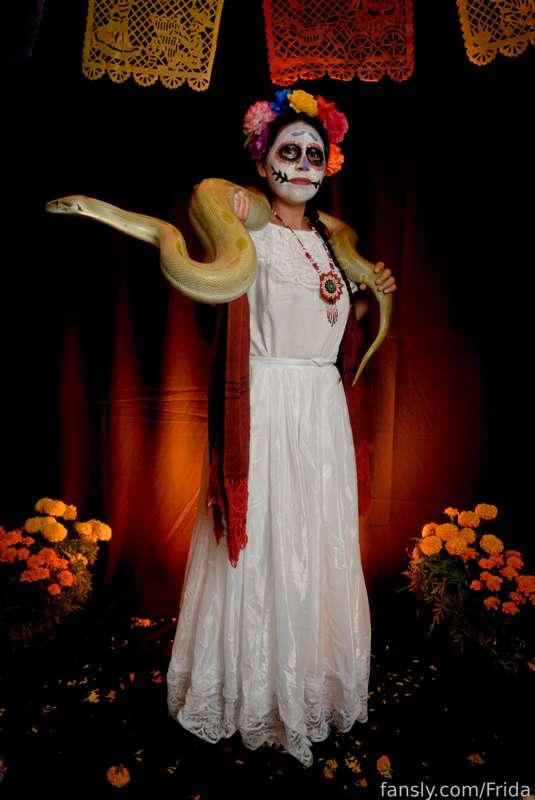 frida image #3