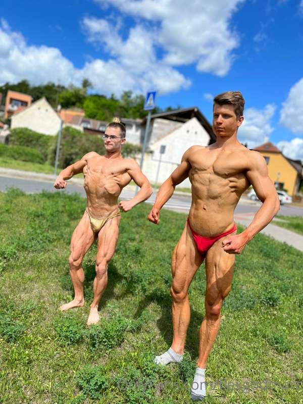 Some Very hot photos🥵😋😋 For more content msg me🥰