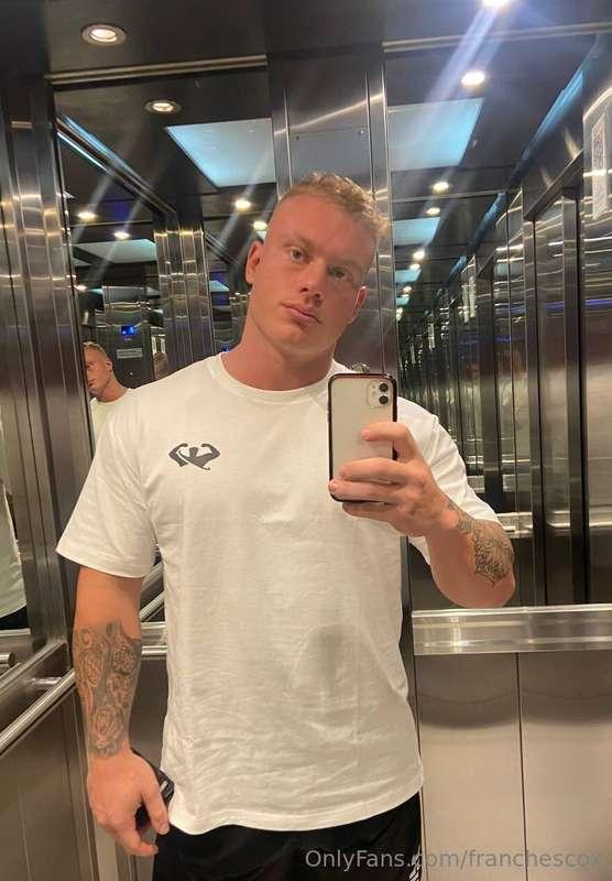 𝘽𝙍𝙐𝙏𝘼𝙇 𝙎𝙏𝙍𝙀𝙉𝙂𝙏𝙃. 𝙈𝙀𝙉𝙏𝘼𝙇 𝘿𝙄𝙎𝘾𝙄𝙋𝙇𝙄𝙉𝙀. 𝘿𝙀𝙀𝙋 𝘽𝙊𝘿𝙔-𝙈𝙄𝙉𝘿 𝘼𝙒𝘼𝙍𝙀𝙉𝙀𝙎𝙎..