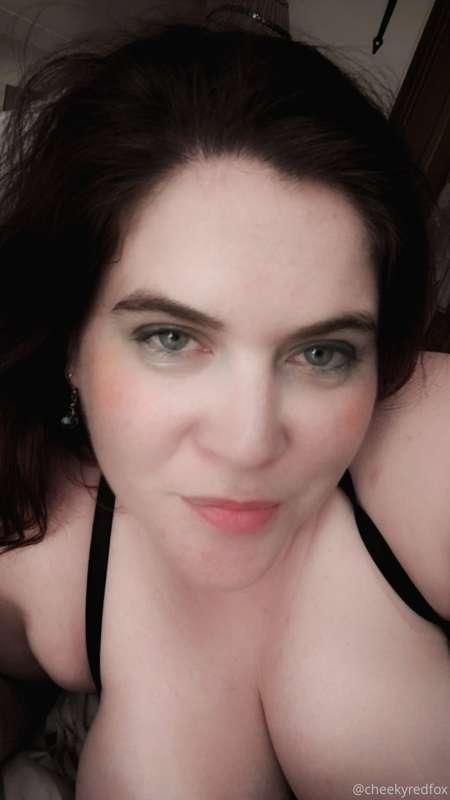 That Saturday night freshly-fucked glow 😊