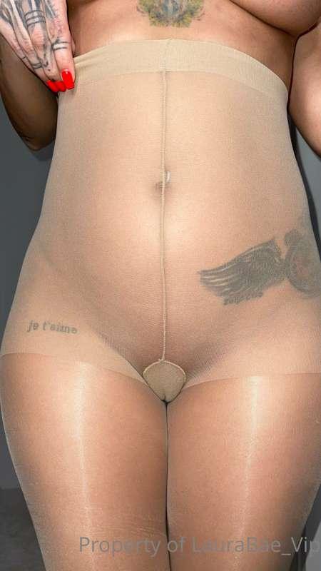 My vip @laurabae_vip is waiting for your attention