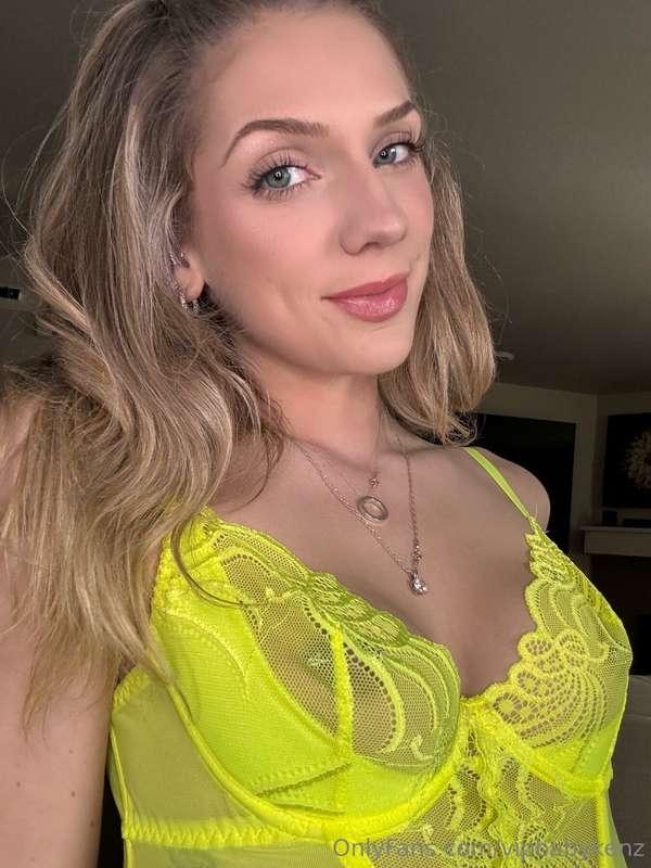I am ready to be fucked by your big, hard dick🥵🍆
