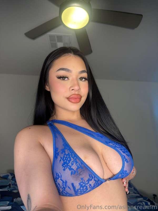 IM BACK ON LIVE CUM JOIN 😈💦 https://onlyfans.com/asiancreamm..