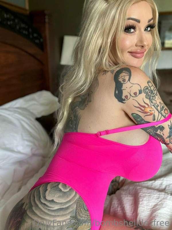 this ass could use some handprints!