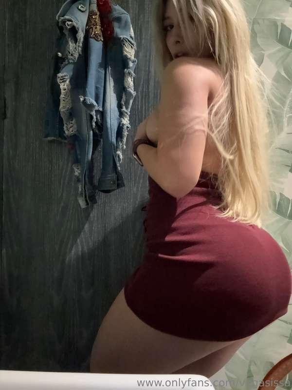 the restaurant's bathroom is always a good idea 😈😳🤭