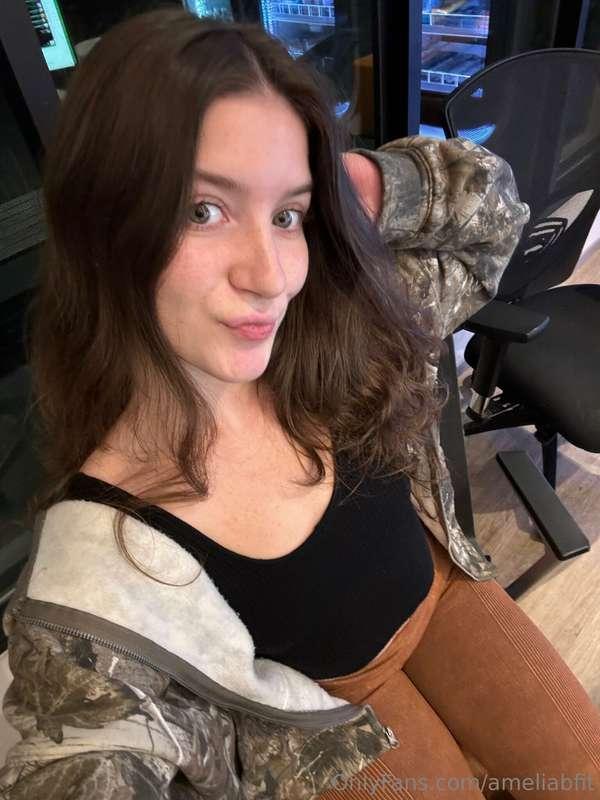 ameliabfit image #0
