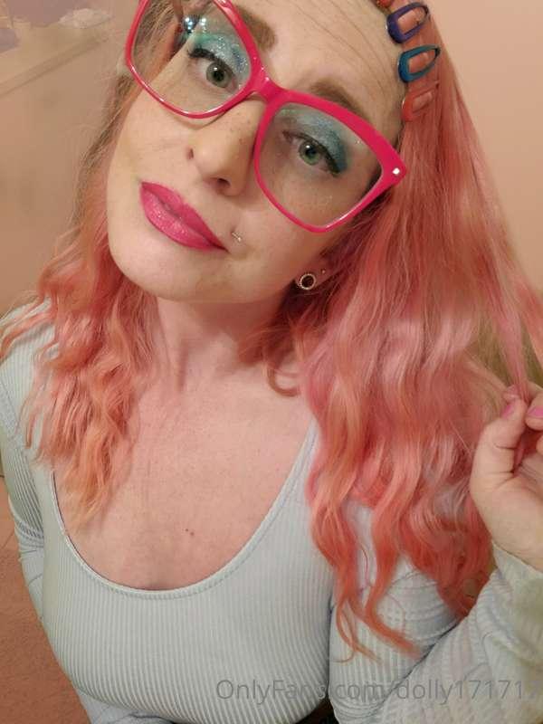 If it's my right to taste the riches of the earth
These bitc..