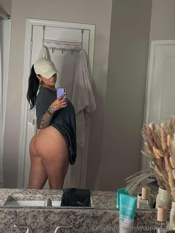 Post work out gainz check 😋 Which is your favorite 1,2 or 3?