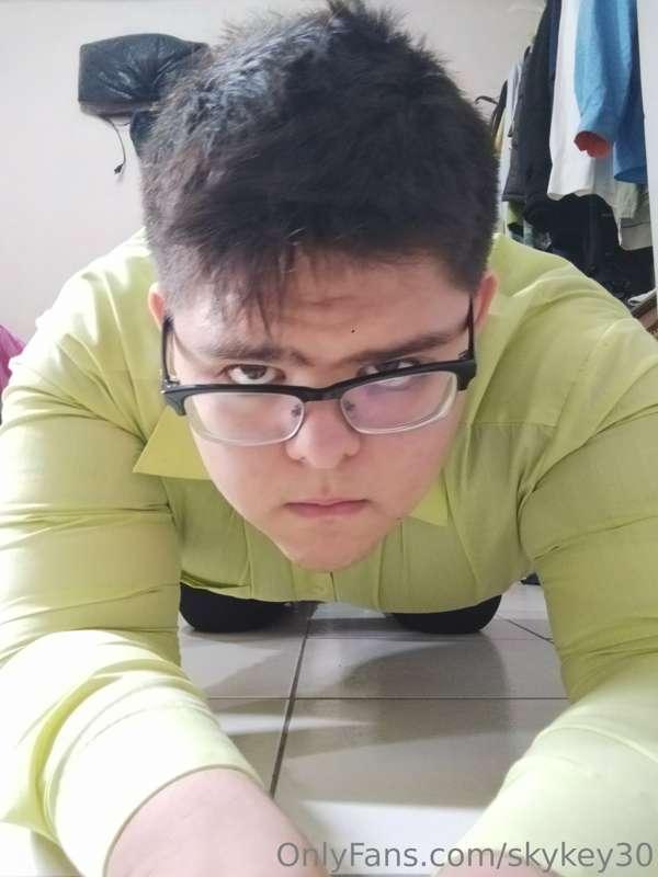 ok i will do what you want, please don't tell my boss 
Haré ..