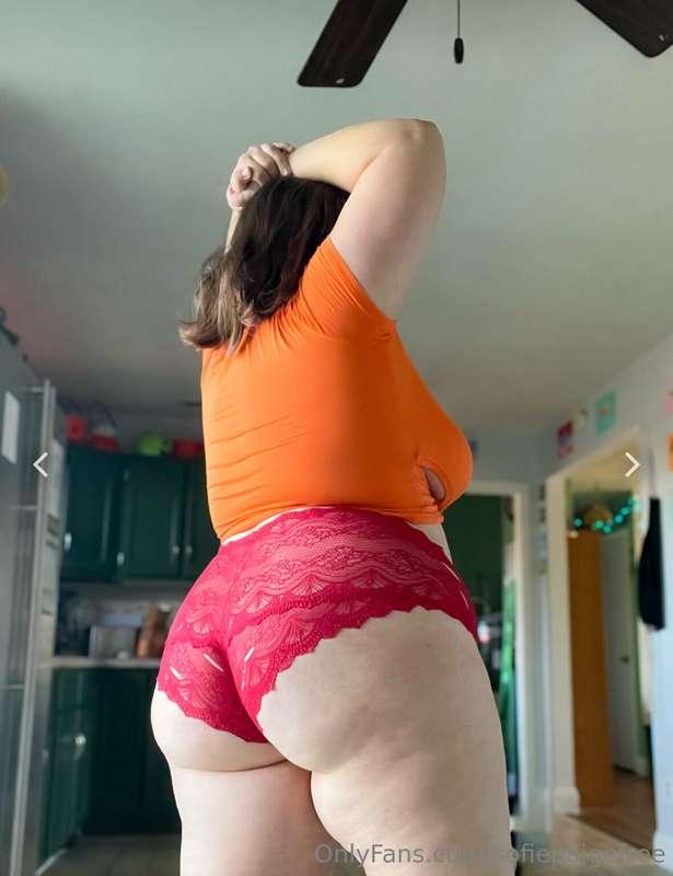 My panties can’t contain this dumptruck