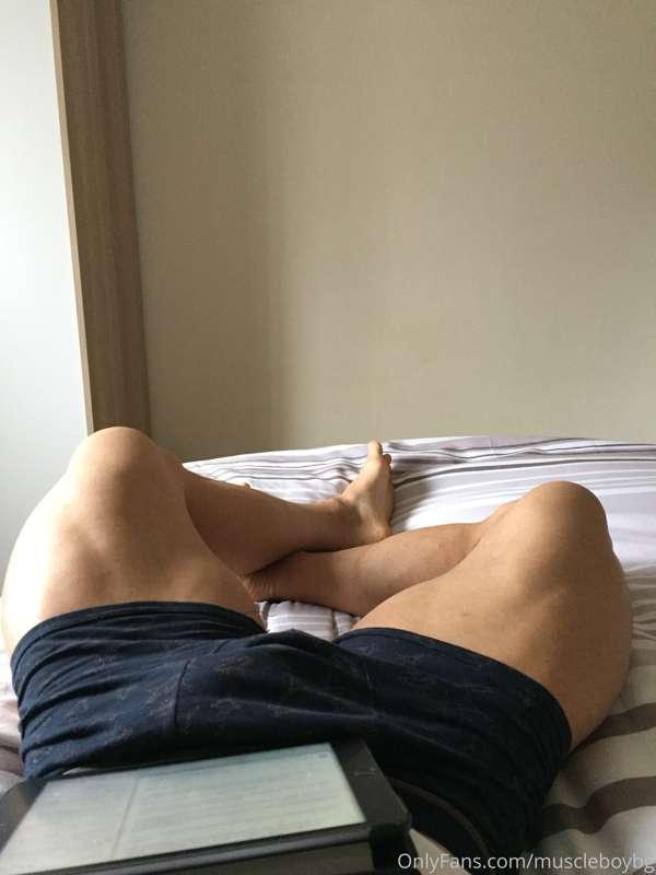 Waitin for someone..