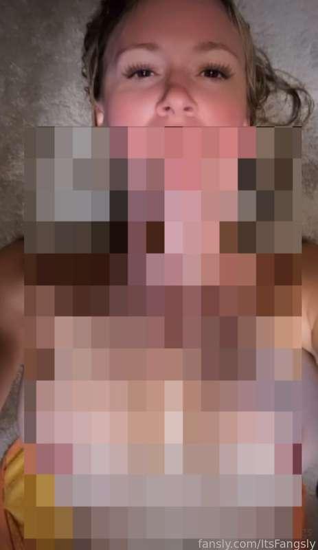 itsfangsly image #0