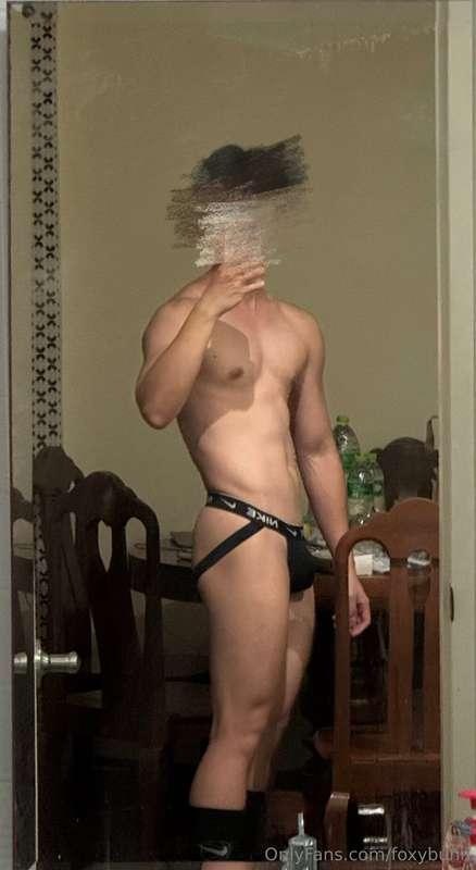 Wanna see my in more jocks?