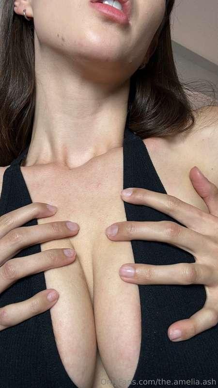 What would you do if they were right in your face? 😈💦My VIPs..