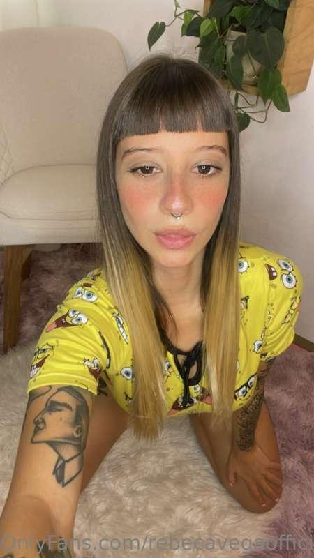 I want to be your obedient girl! 🥵