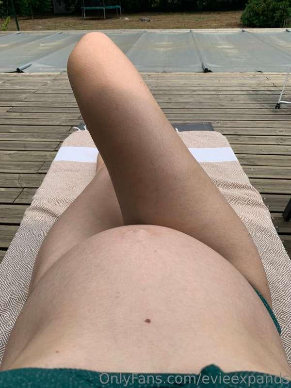 Video of this coming later in the week…boobs on belly, belly..