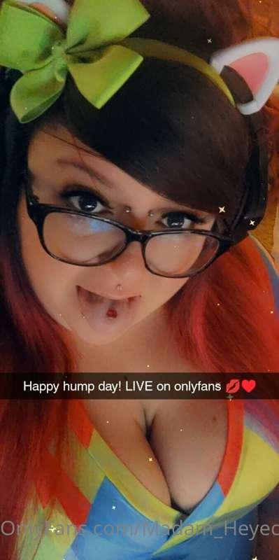 Hi babies! I'm LIVE! Come hang and be cutey and flirty with ..